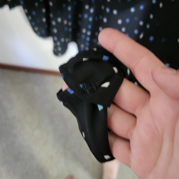 Worthington Blouse Long Sleeve 1/2 Button Front Polka Dot Tie Cuff, Size XL - Picture 6 of 7